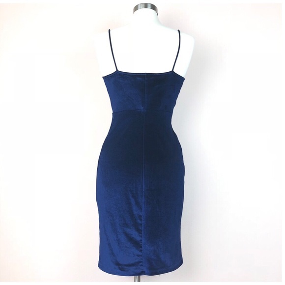 STRADIVARIUS BLUE VELVET DRESS - Picture 4 of 6